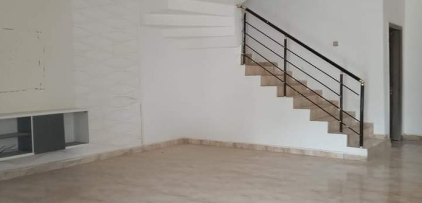 4 bedroom semi-detached duplex