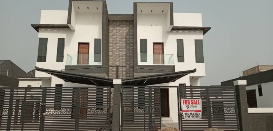 4 BEDROOM SEMI-DETACHED DUPLEX WITH BQ AND FAMILY LOUNG